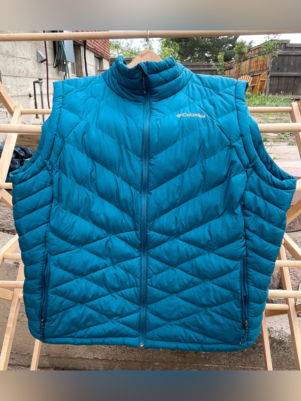 Columbia Teal OmniHeat Quilted Down Vest. Size 2X.
